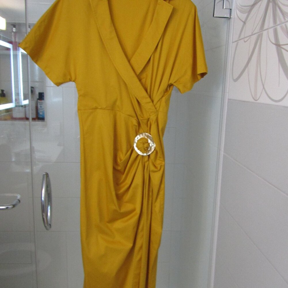 CULT GAIA Turmeric Gold Cotton Dress with Gold Plating Metal--Size 10-Excellent!